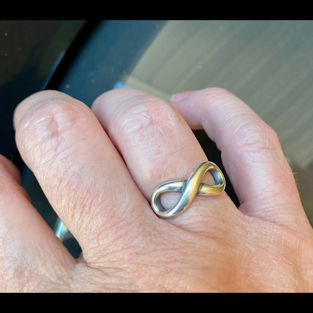 James Avery Infinity ring size 5